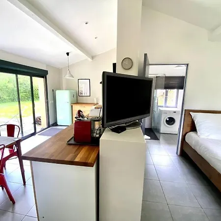 La Lande - Petite Maison Avec Jardin